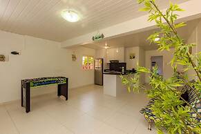 Sleeps 16 Palm Beach - 6BR Villa w Private Pool