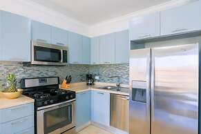 Amazing 1br1ba Condo With Balcony Great Location