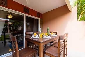 2br2 5BA Townhouse w Pool 3min Walk 2 Eaglebeach