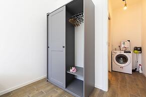 Noto 10 in Milan With 1 Bedrooms and 1 Bathrooms