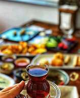 Cunda Ada Kızı Otel