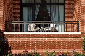 Trilith Guesthouse, Fayetteville, GA, A Tribute Portfolio