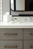 Trilith Guesthouse, Fayetteville, GA, A Tribute Portfolio