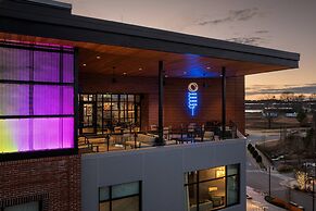 Trilith Guesthouse, Fayetteville, GA, A Tribute Portfolio