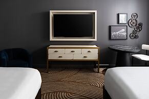 Trilith Guesthouse, Fayetteville, GA, A Tribute Portfolio