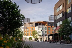 Trilith Guesthouse, Fayetteville, GA, A Tribute Portfolio