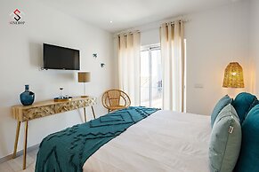 Coral Botique Suites