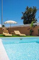 Coral Botique Suites