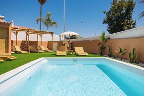 Coral Botique Suites