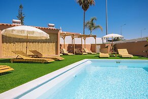 Coral Botique Suites