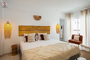 Coral Botique Suites