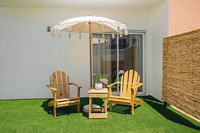 Coral Botique Suites