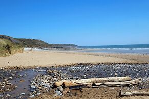 Bay View - 1 Bed Suite - Ocean Breeze