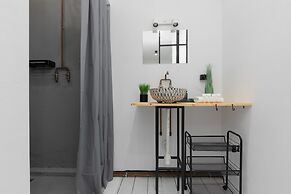 Bright Studio Szczuczyńska by Renters