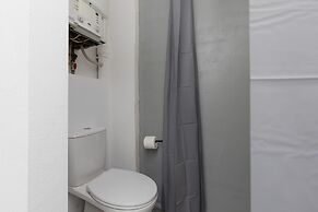 Bright Studio Szczuczyńska by Renters