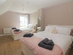 19A Lighthouse Village