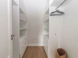 19A Lighthouse Village