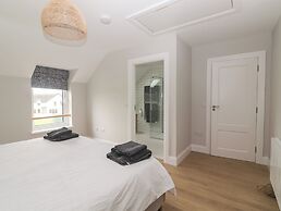 19A Lighthouse Village