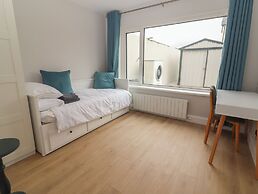 19A Lighthouse Village