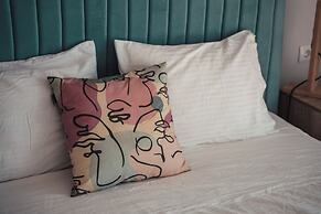 Eden's Athens - Sunset Retreat