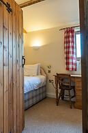 The Stables - Holly Tree Barns