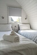 Glamping Pod Two - Holly Tree Barns