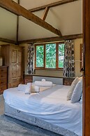 Cart Lodge - Holly Tree Barns