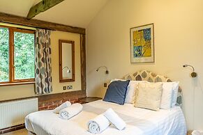 Cart Lodge - Holly Tree Barns