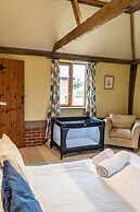 Cart Lodge - Holly Tree Barns