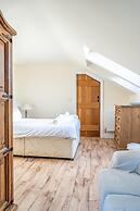 The Dairy - Holly Tree Barns