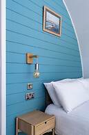 Glamping Pod One - Holly Tree Barns