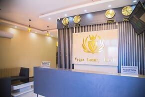 VEGAS LUXURY HOTEL