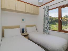 Three Views Lodge