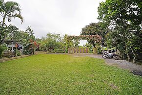 SPOT ON 91085 Griya Estu Wening