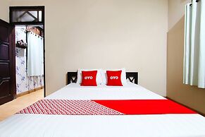 OYO 91172 Trihakso Guesthouse