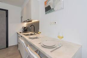 Athens Theatrou Apartments