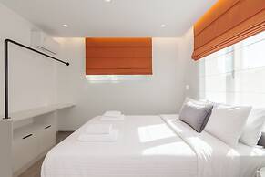 Athens Theatrou Apartments