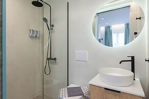 Athens Theatrou Apartments