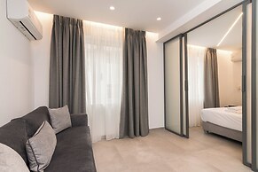 Athens Theatrou Apartments