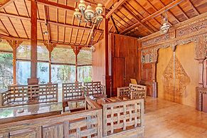 Collection O 91629 Ndalem Abhirama