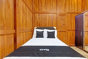 Collection O 91629 Ndalem Abhirama