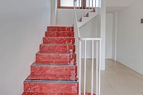 Collection O 91629 Ndalem Abhirama