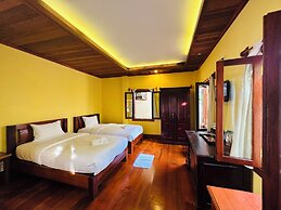 Villa Phonethip Mekong Riverside
