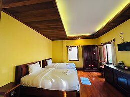 Villa Phonethip Mekong Riverside