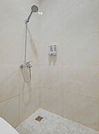 Collection O 90774 Homi Stay