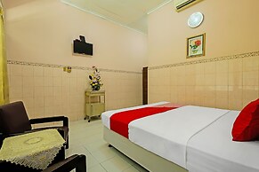 OYO 92454 Griya Raharja Guest House Syariah