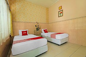OYO 92454 Griya Raharja Guest House Syariah