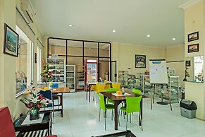 OYO 92454 Griya Raharja Guest House Syariah