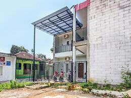 OYO 92477 Anugrah Kostel Syariah