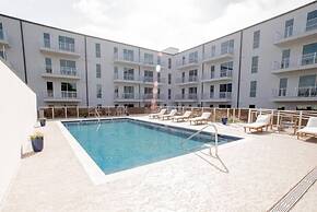 Resort Style Bywater Condo w Pool Gym Parking